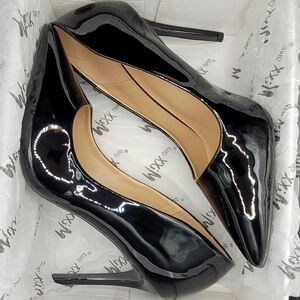 Mixx Shuz Women's Black Stiletto Heels Size 9